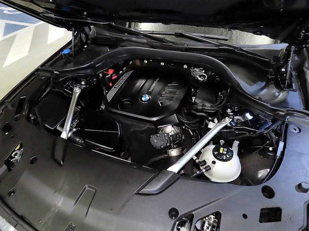 BMW Gran Turismo 2021 Negro - Importación desde Corea - HF Imports Iquique - Foto 19