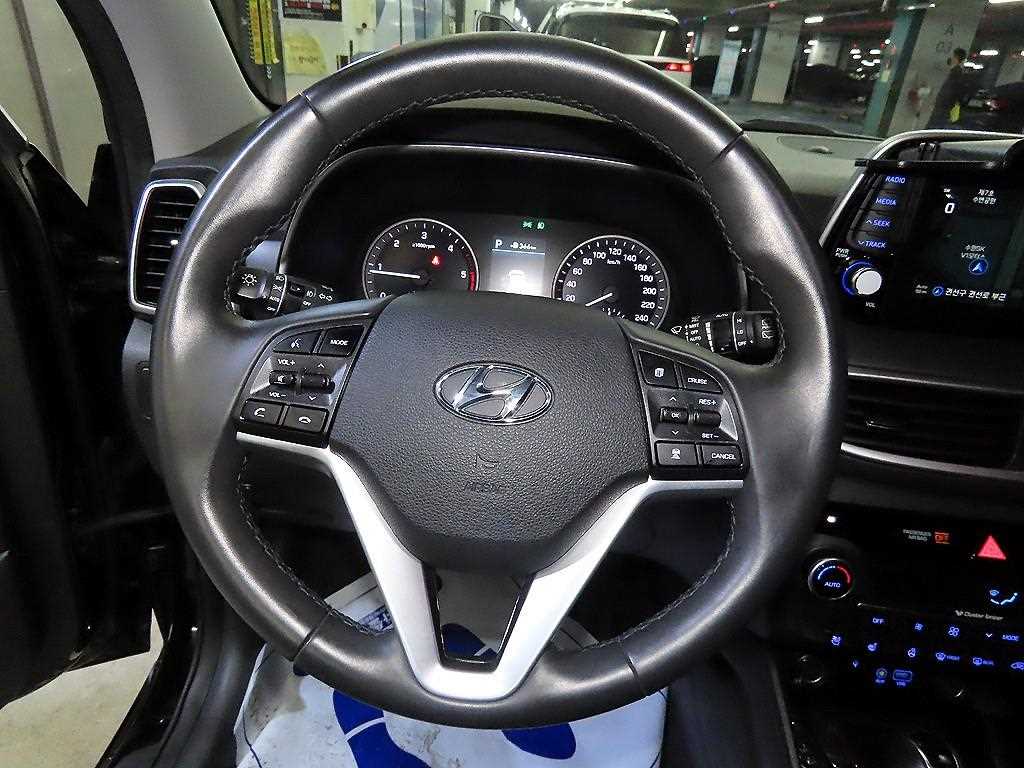 HYUNDAI Tucson - Vista 8