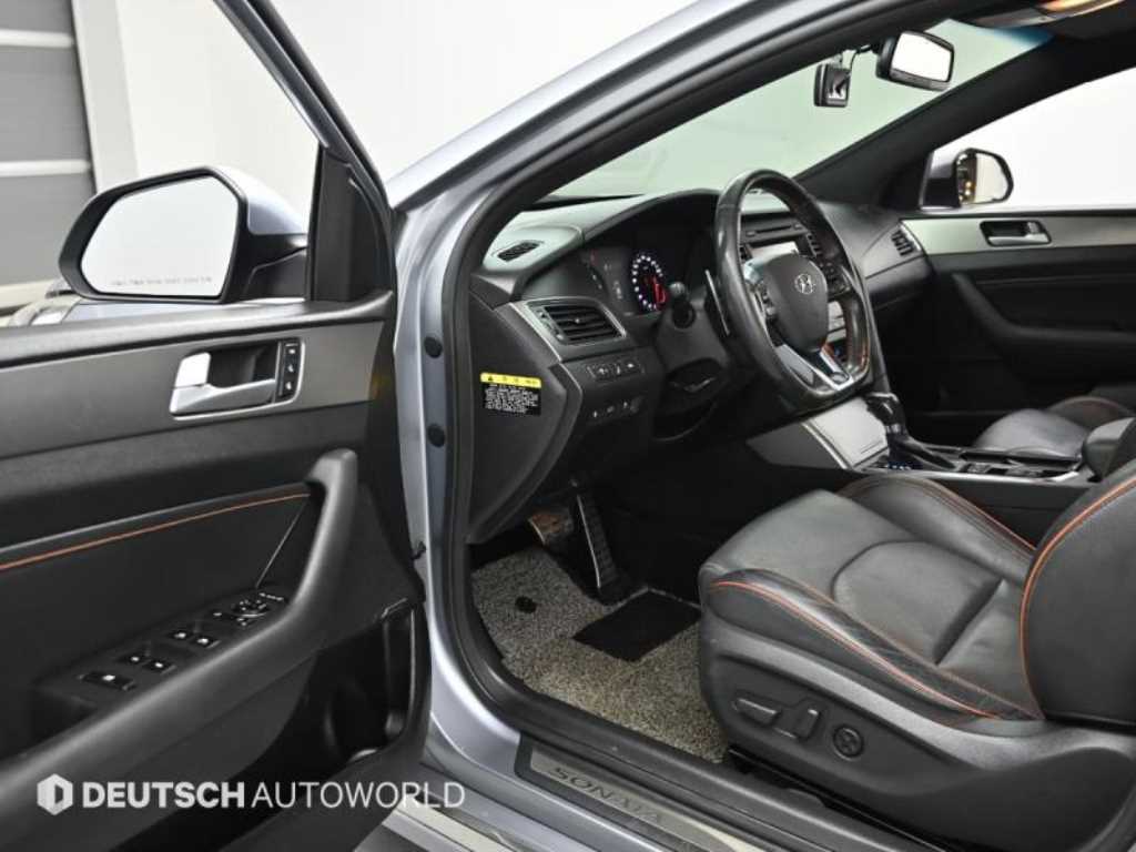 HYUNDAI Sonata - Vista 11