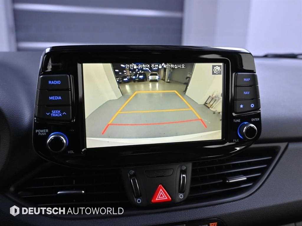 HYUNDAI i30 2018 Blanco - Importación desde Corea - HF Imports Iquique - Foto 14