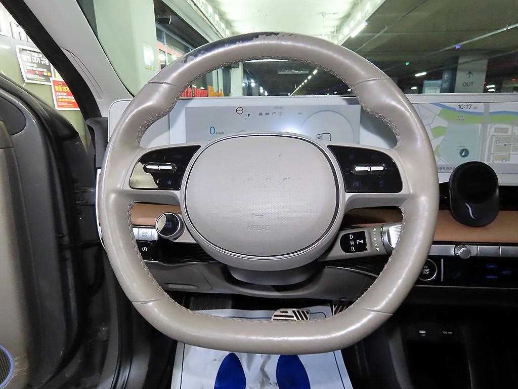 HYUNDAI Ioniq 5 - Vista 8