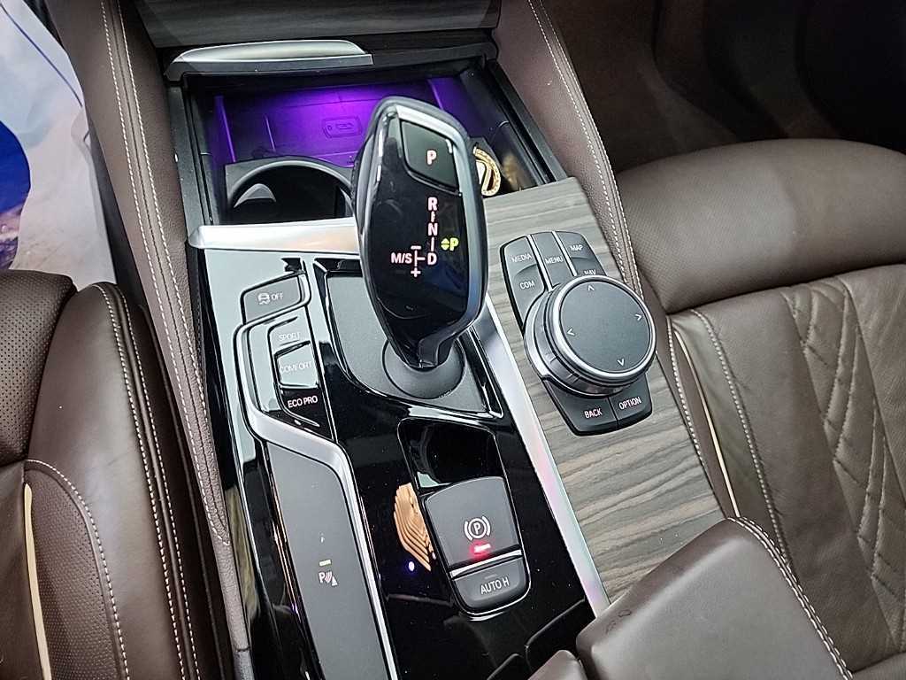 BMW 5 Series - Vista 8