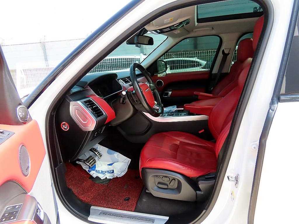 Land Rover Range Rover Sports - Vista 5