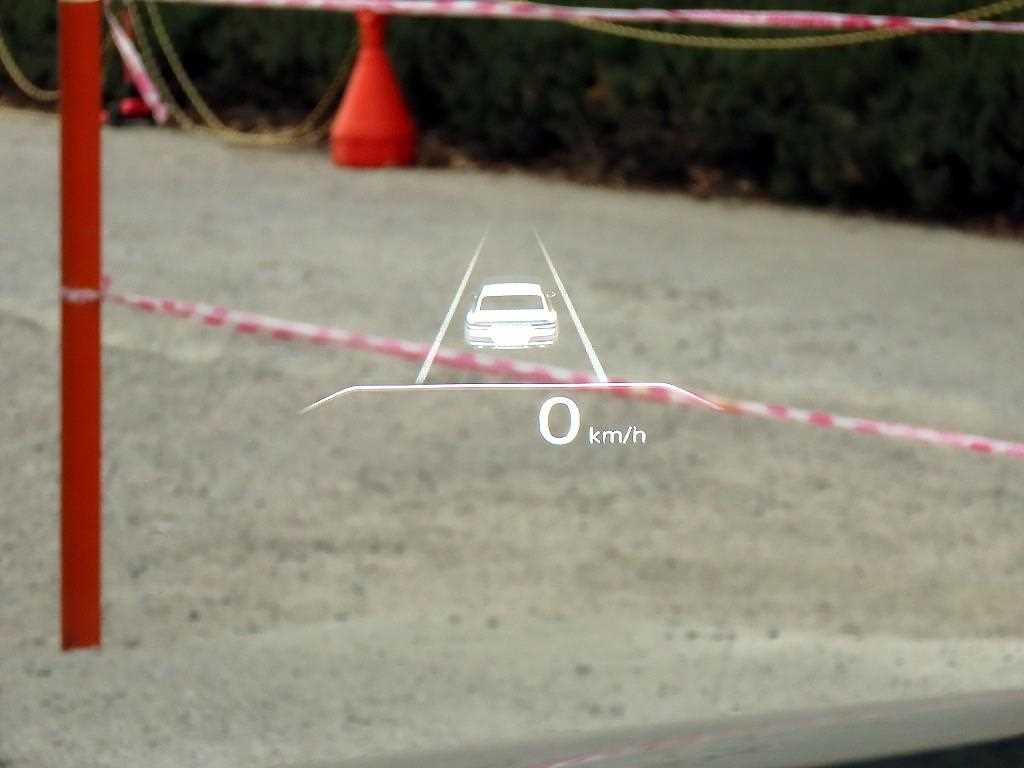 Genesis G80 - Vista 10