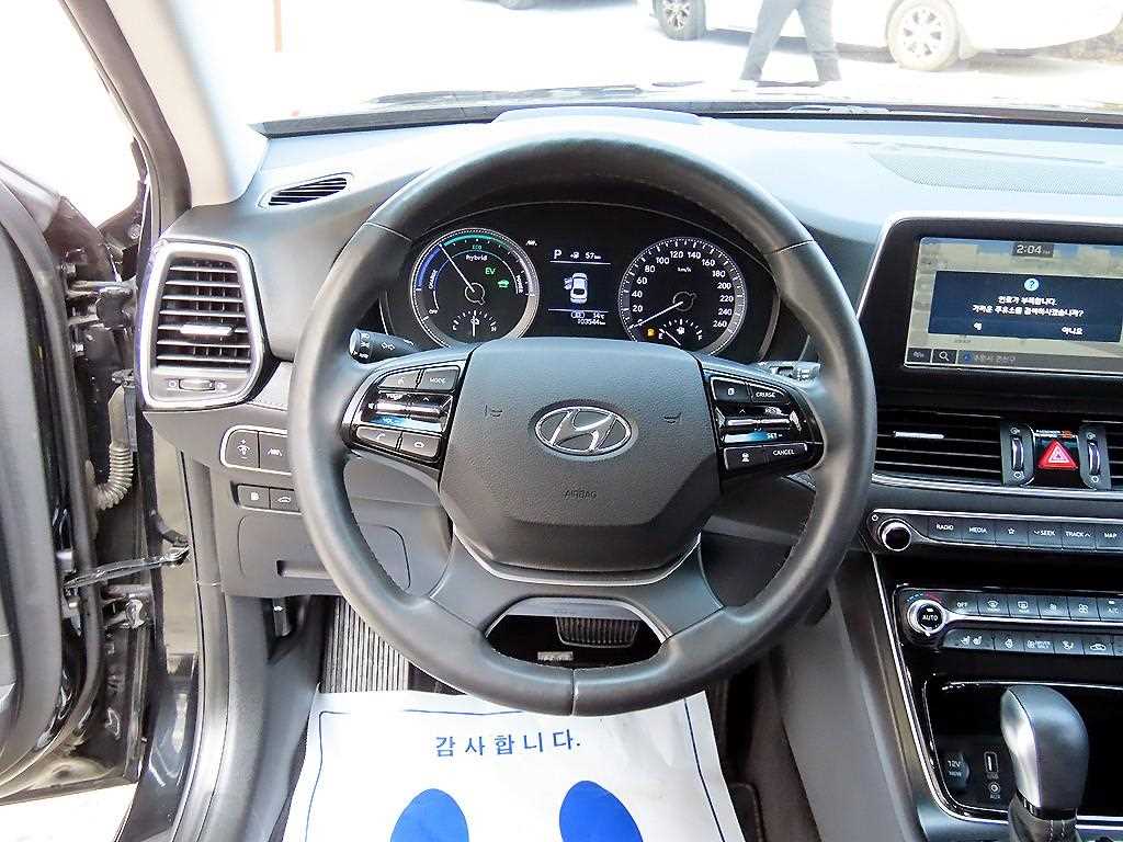 HYUNDAI Grandeur - Vista 8