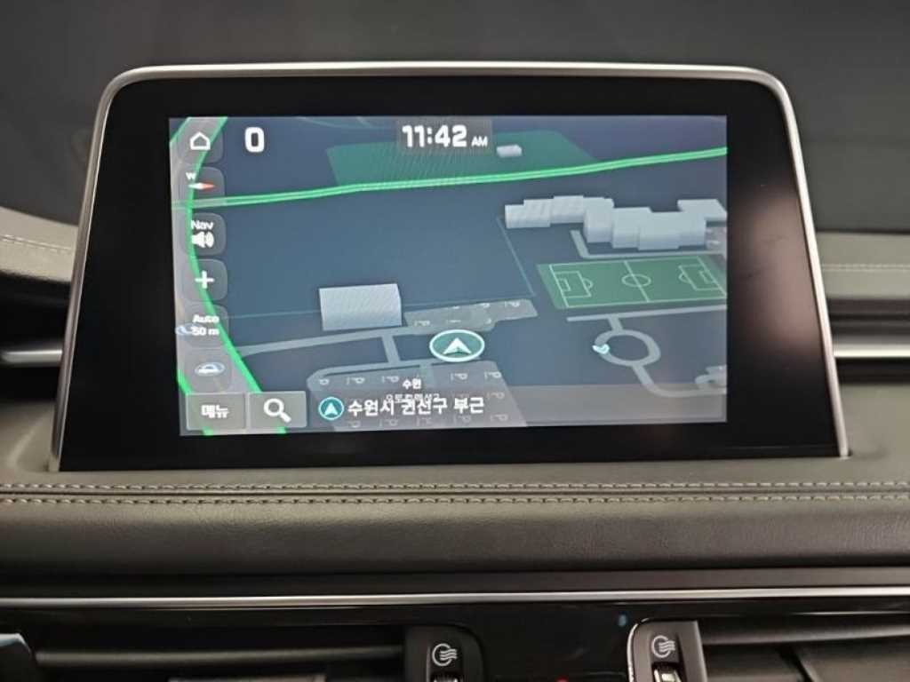 Genesis G70 - Vista 8