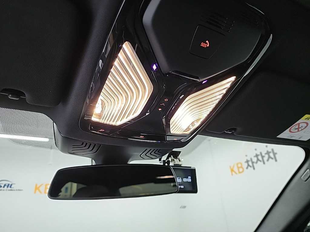 BMW 5 Series 2022 Negro - Importación desde Corea - HF Imports Iquique - Foto 17