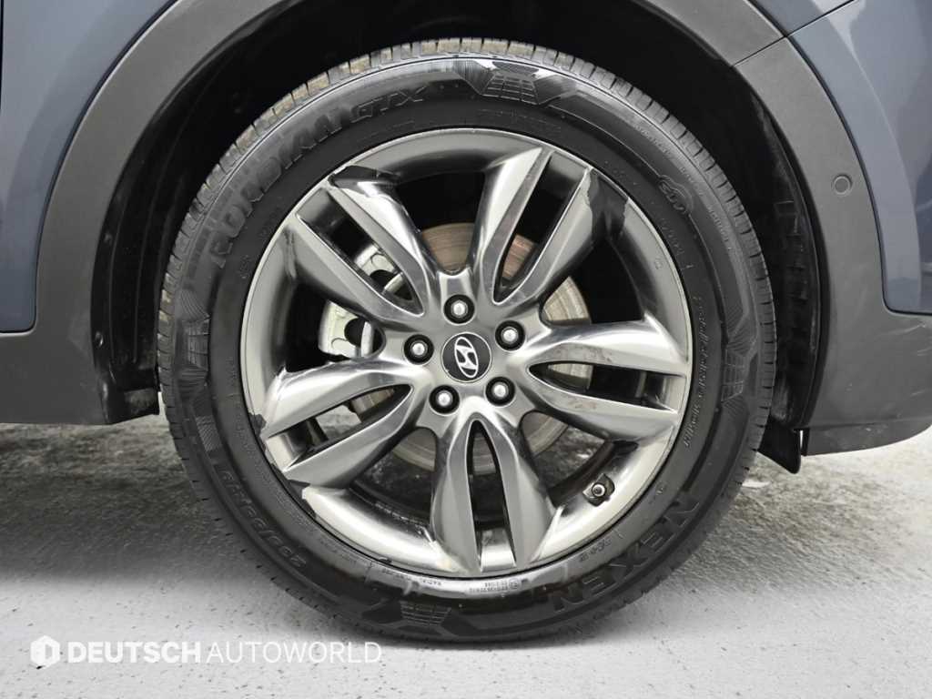 HYUNDAI Santa Fe - Vista 5