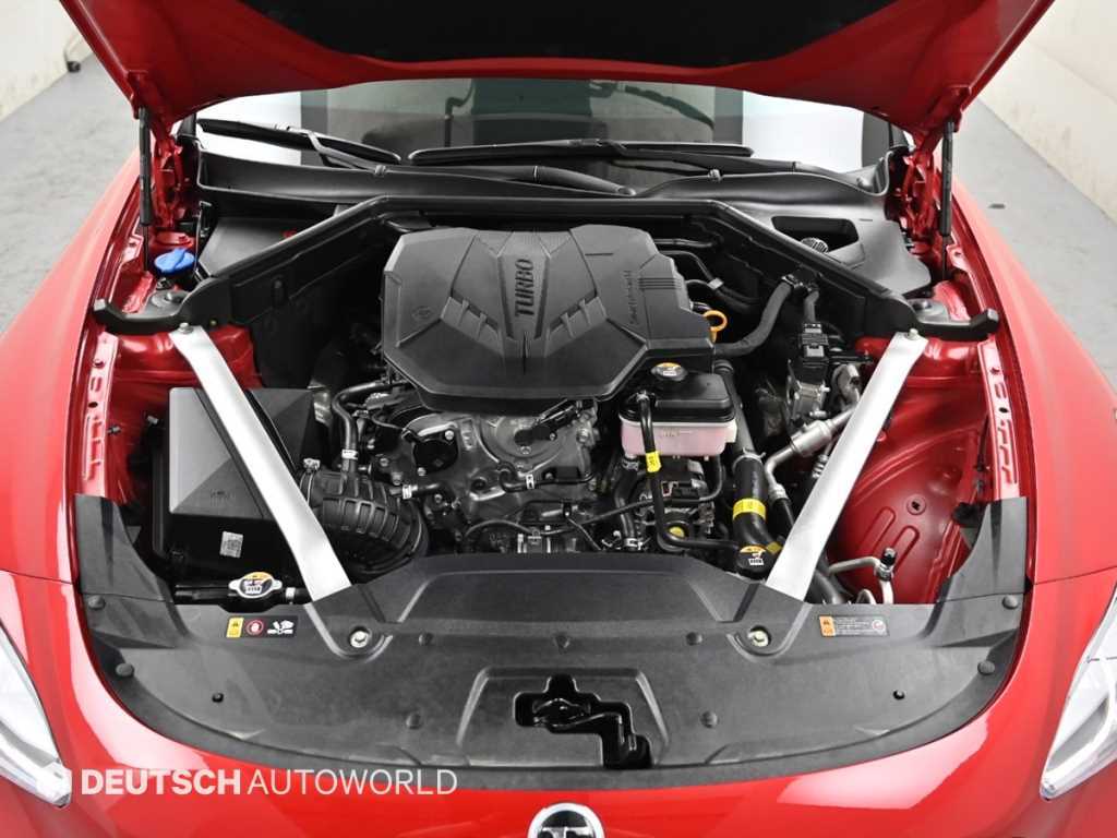 KIA Stinger - Vista 6