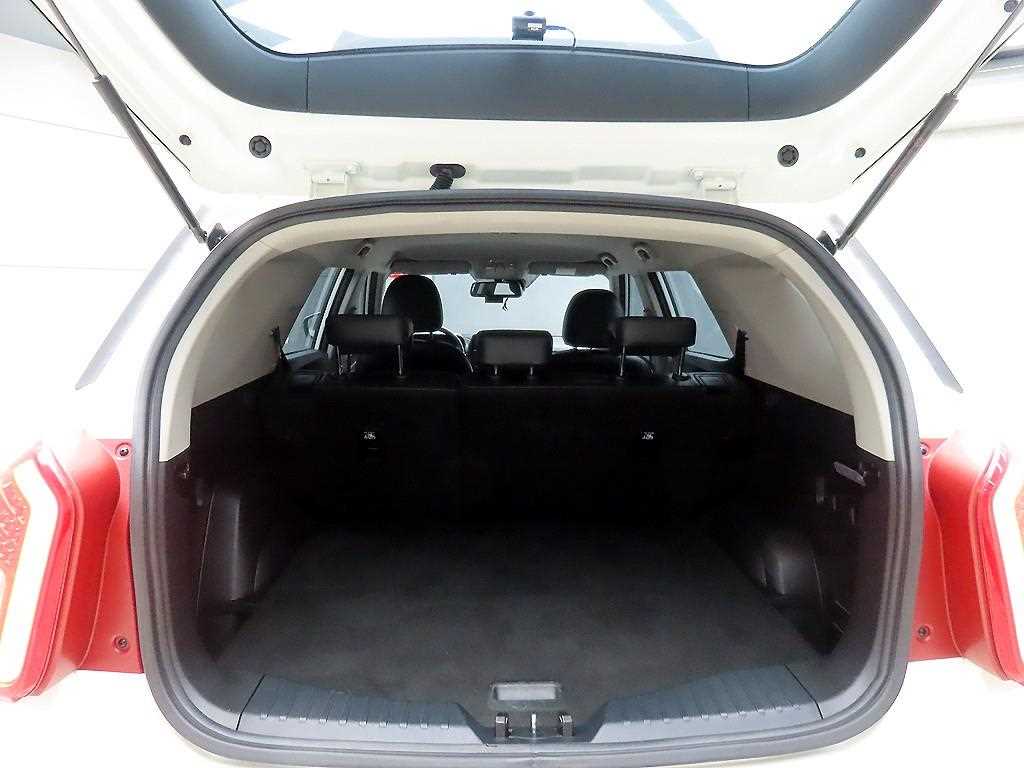 Ssangyong Tivoli 2022 Blanco - Importación desde Corea - HF Imports Iquique - Foto 18