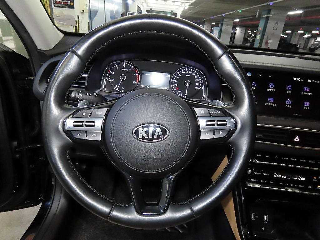 KIA K7 - Vista 8