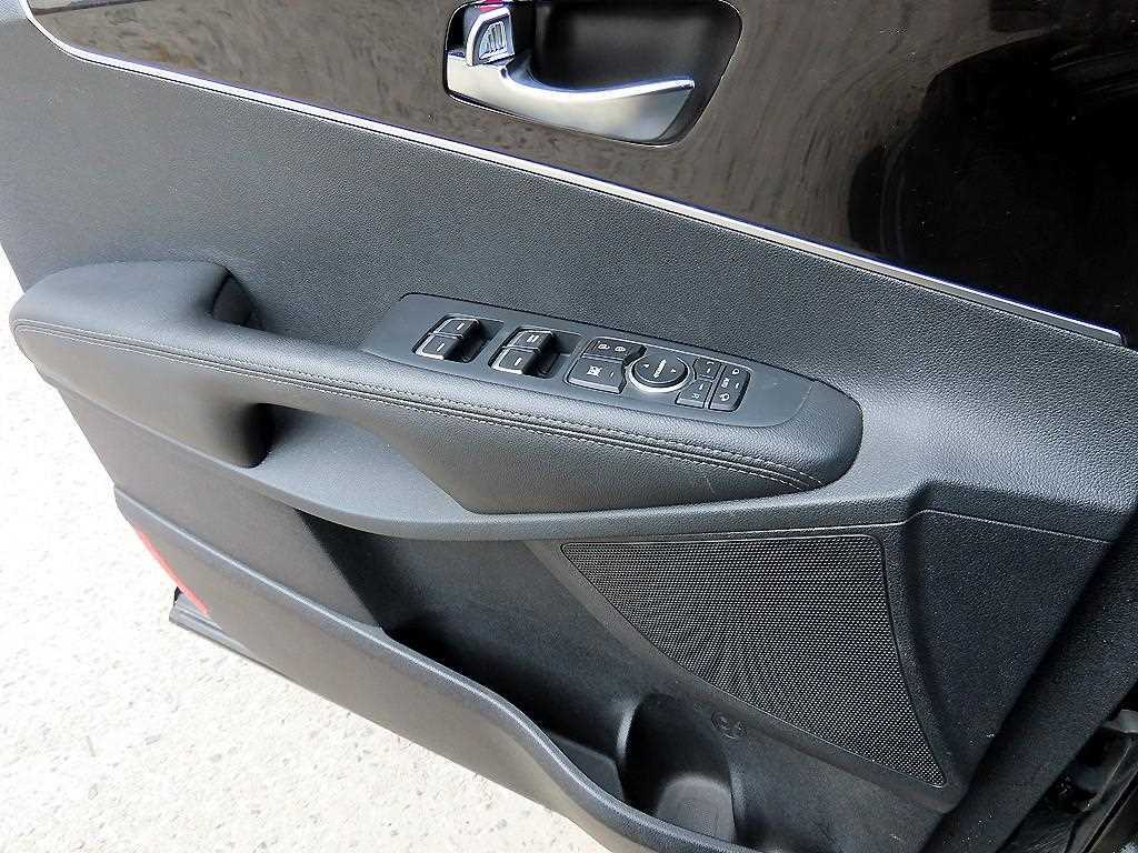 KIA Sorento - Vista 11
