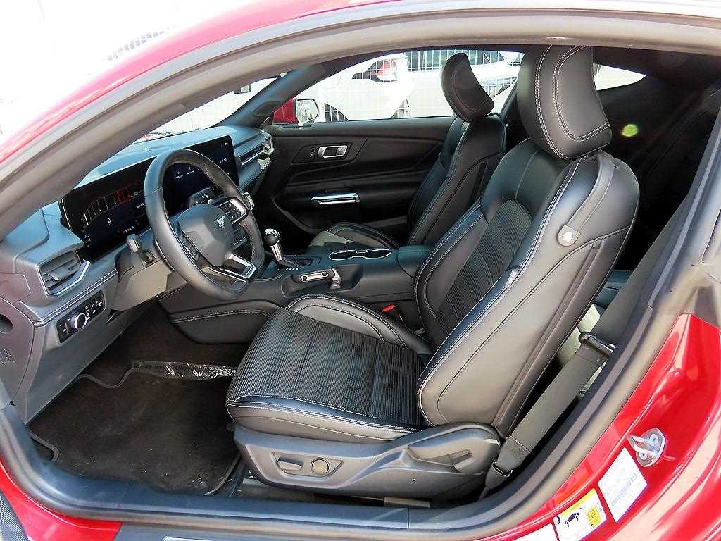 Ford Mustang - Vista 5