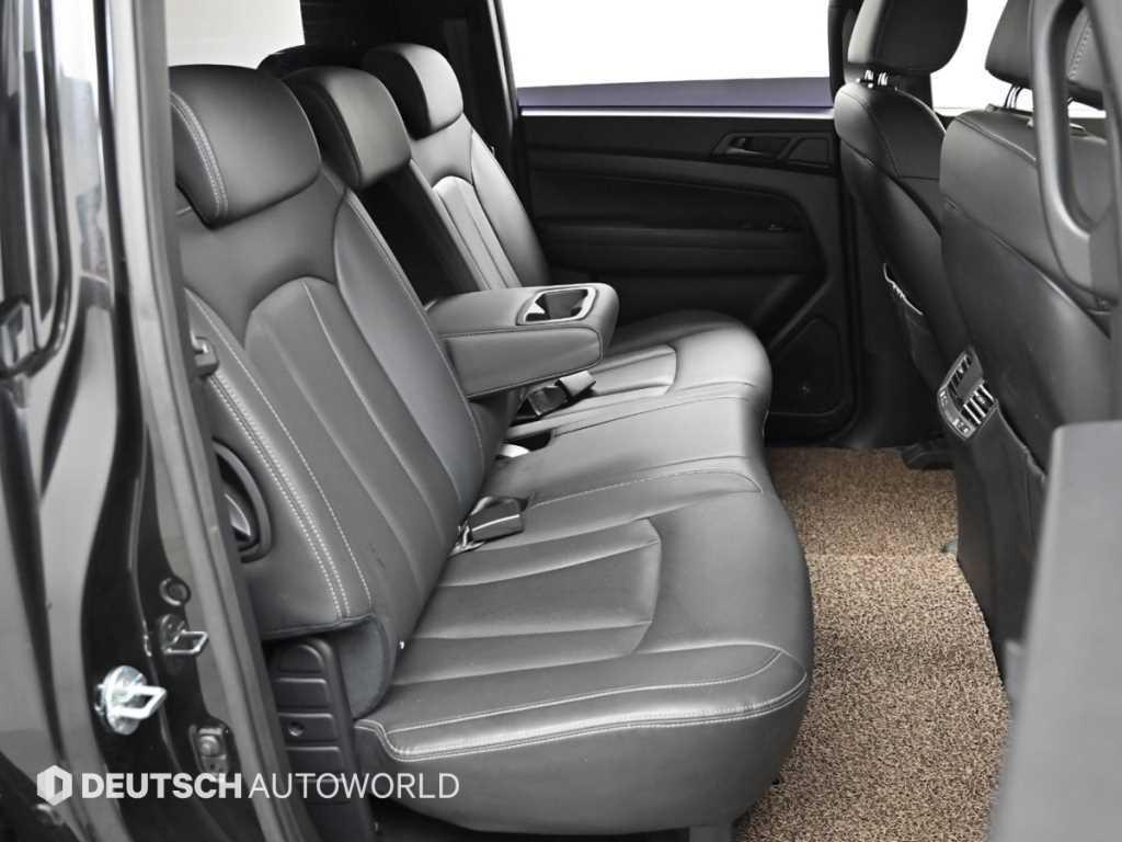 Ssangyong Rexton - Vista 12
