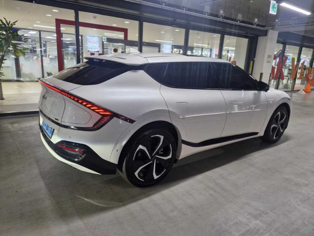 KIA EV6 - Vista 4