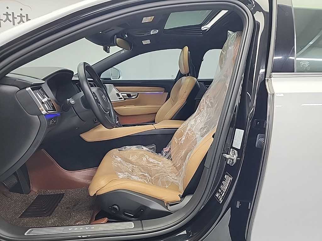 Volvo S90 - Vista 11