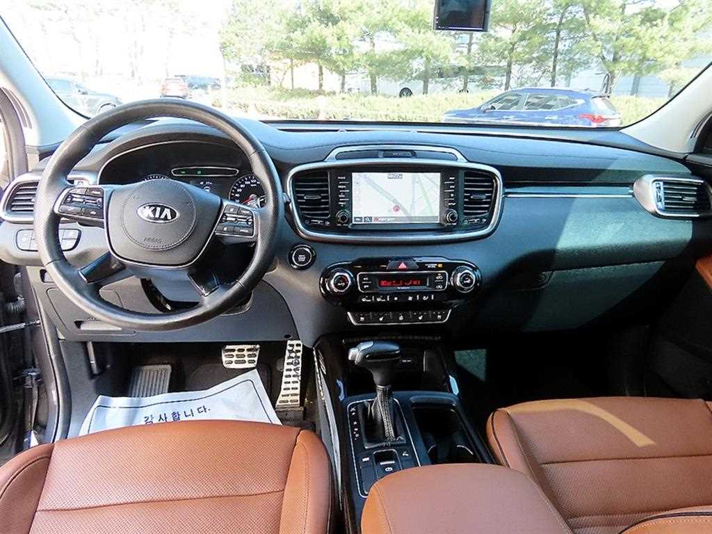 KIA Sorento - Vista 7