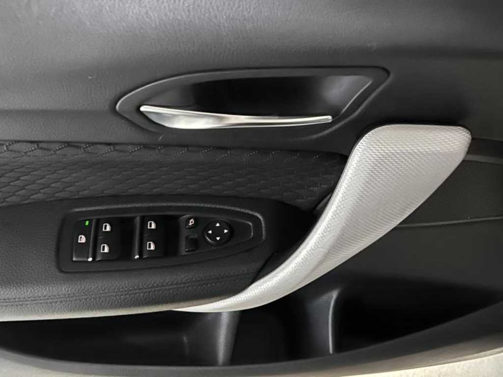 BMW 1 series - Vista 11