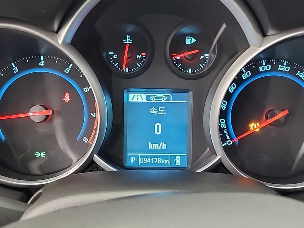 Chevrolet Cruise - Vista 6