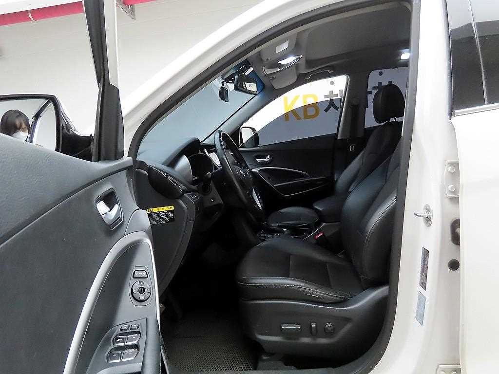 HYUNDAI Santa Fe 2015 Blanco - Importación desde Corea - HF Imports Iquique - Foto 13