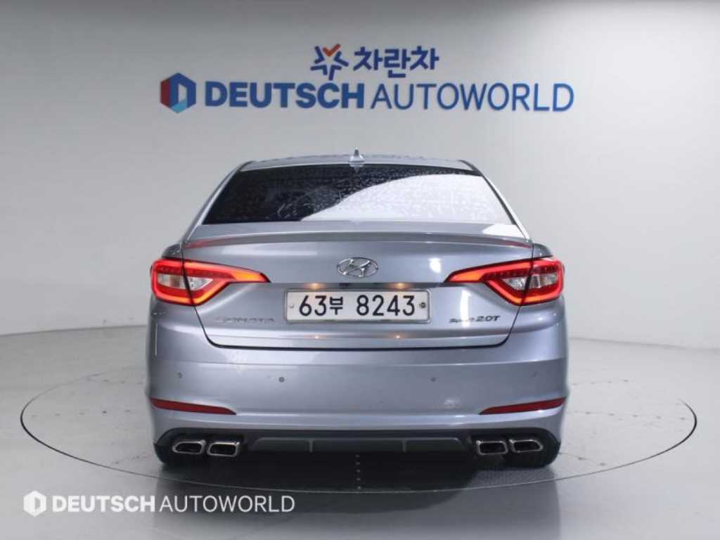 HYUNDAI Sonata - Vista 4