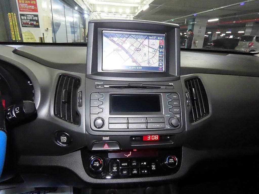 KIA Sportage - Vista 11