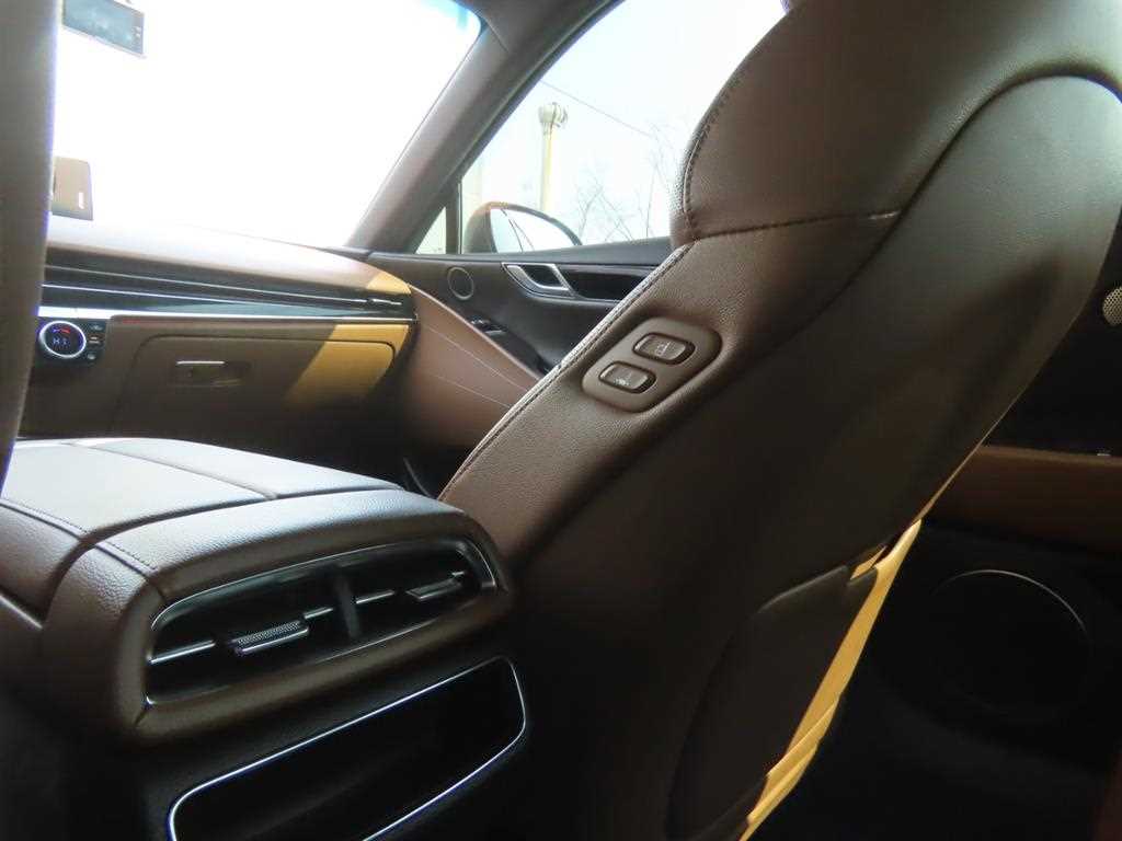 Genesis G80 - Vista 7