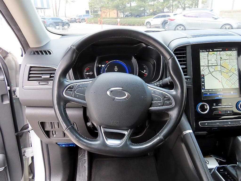 SAMSUNG QM6 - Vista 8