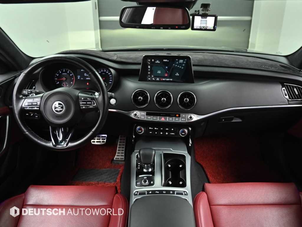 KIA Stinger - Vista 7