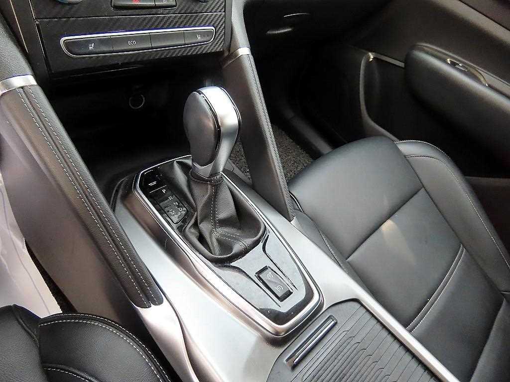 SAMSUNG QM6 - Vista 10