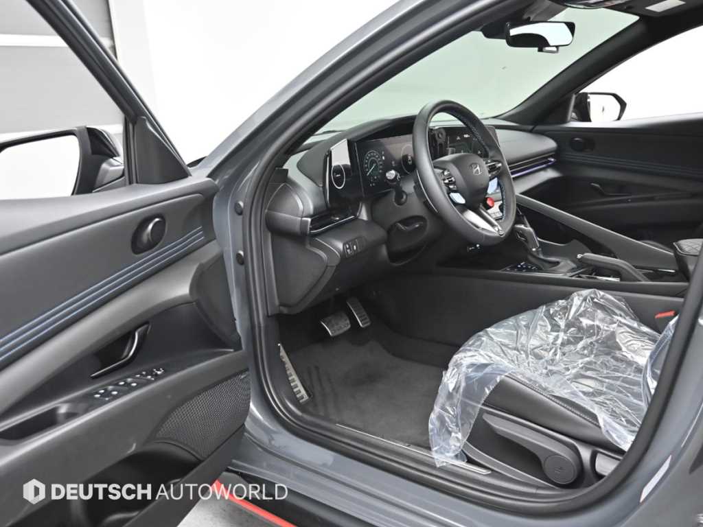 HYUNDAI Avante - Vista 11