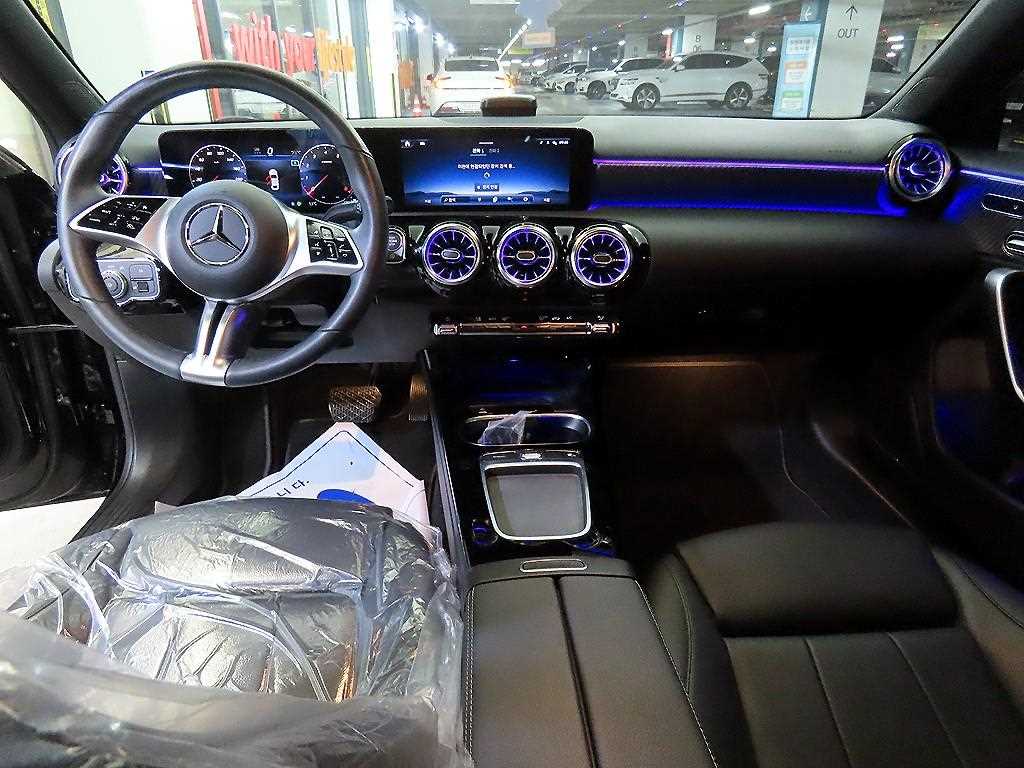 Mercedes Benz A Class - Vista 10