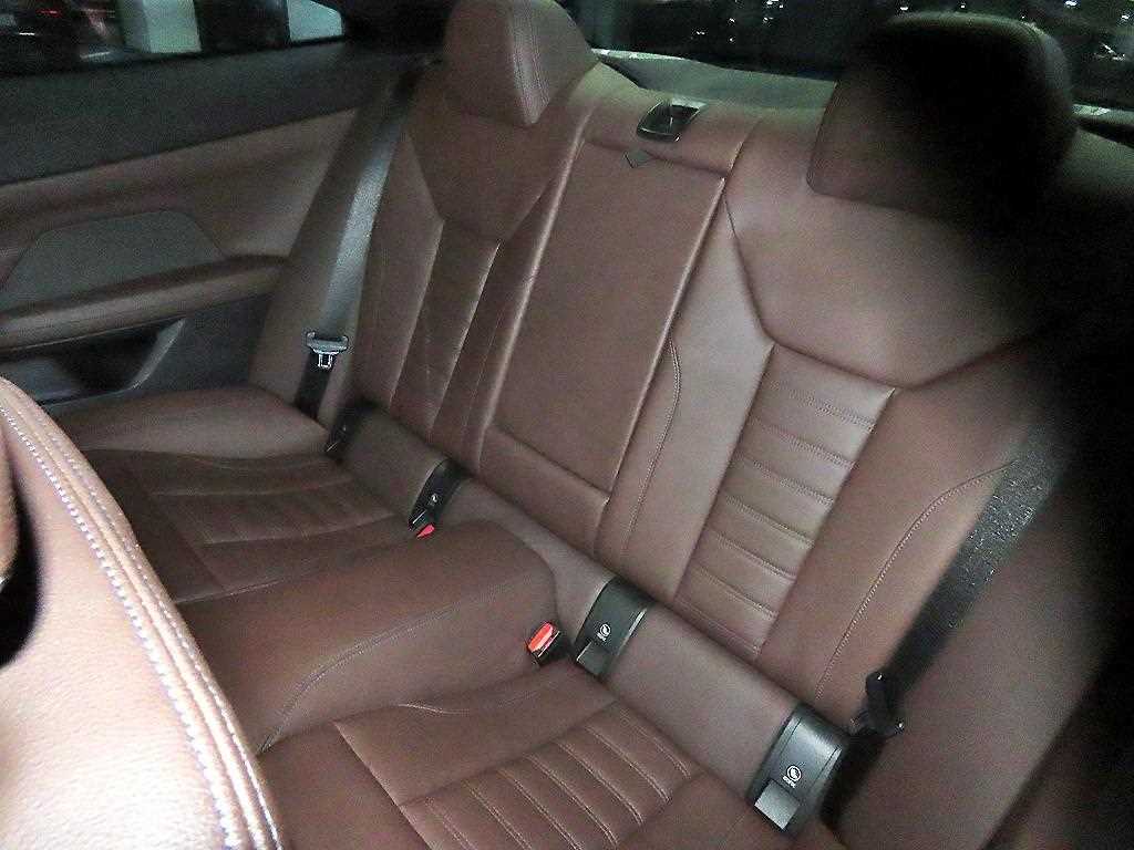 BMW 4 Series - Vista 9