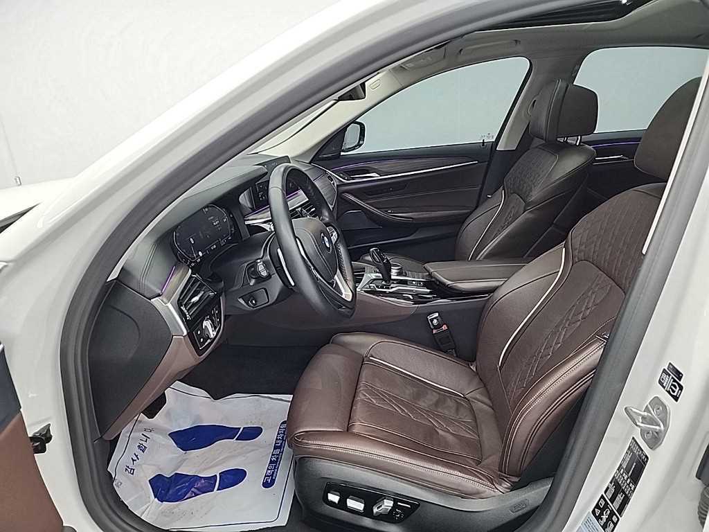 BMW 5 Series - Vista 11