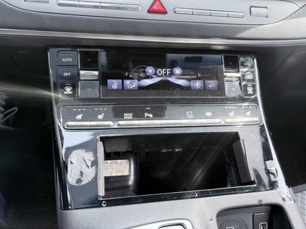 HYUNDAI Grandeur - Vista 12