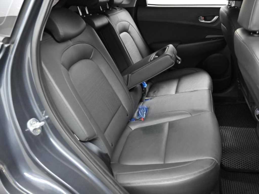 HYUNDAI Kona - Vista 12