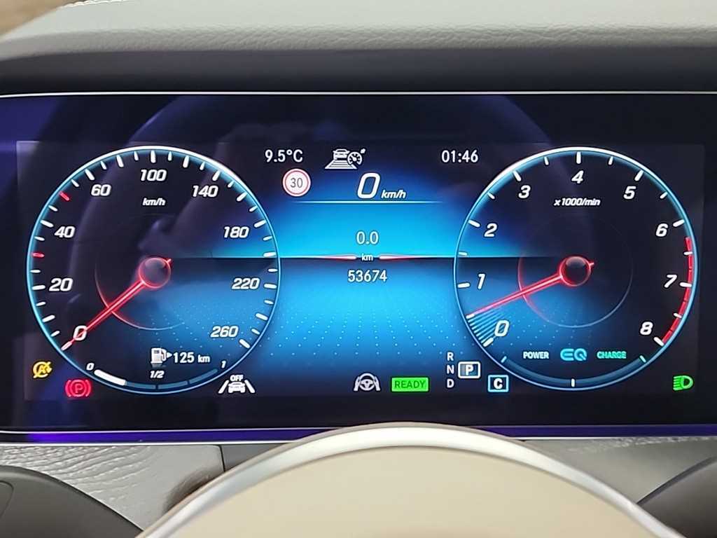 Mercedes Benz CLS Class - Vista 7