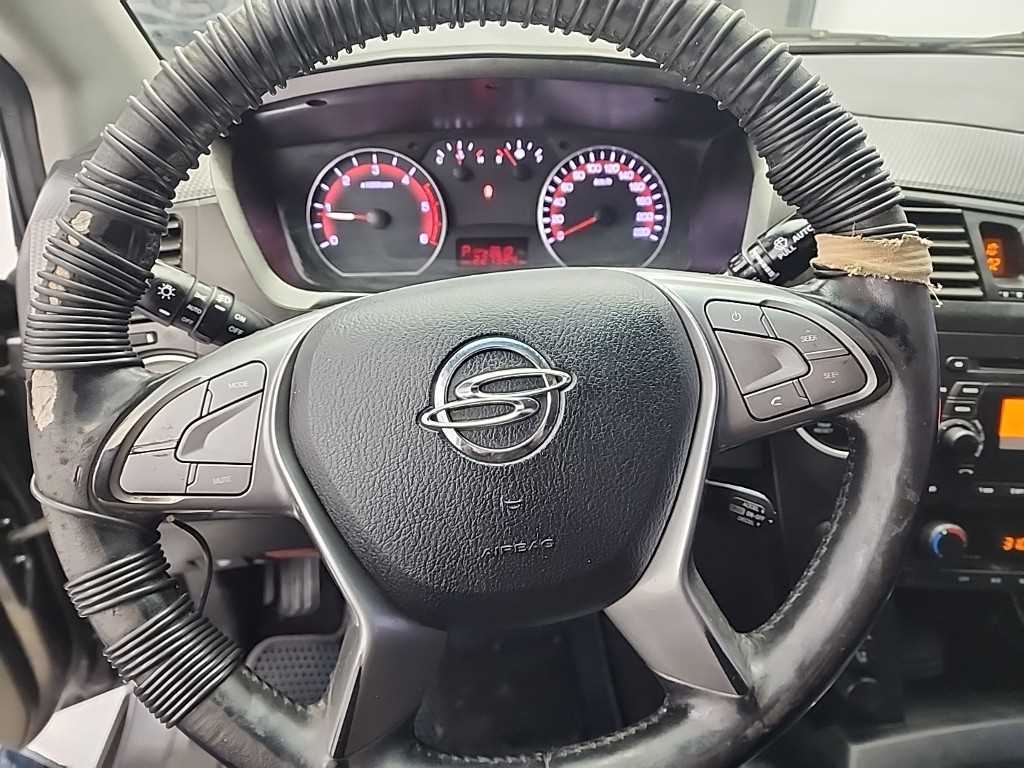 Ssangyong Korando - Vista 10