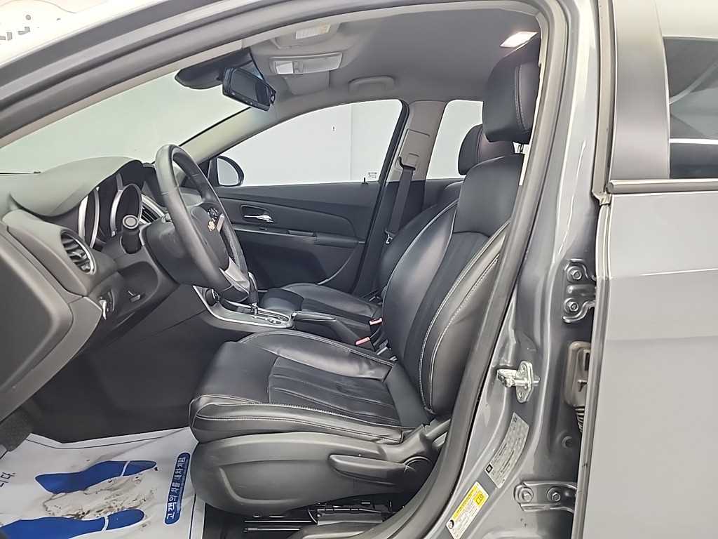 Chevrolet Cruise - Vista 11