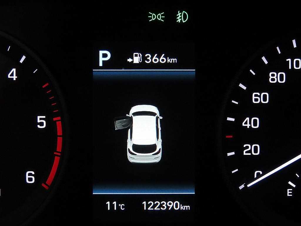 HYUNDAI Tucson - Vista 9