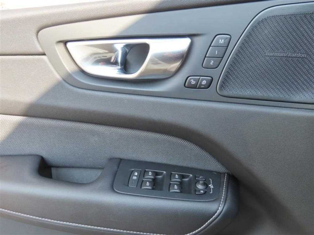 Volvo XC60 - Vista 12