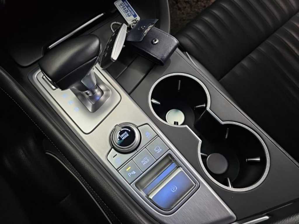 Genesis G70 - Vista 11