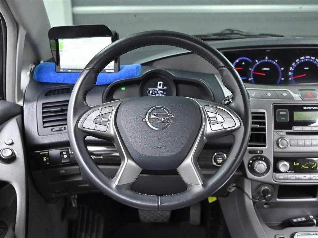 Ssangyong Korando 2016 Negro - Importación desde Corea - HF Imports Iquique - Foto 13