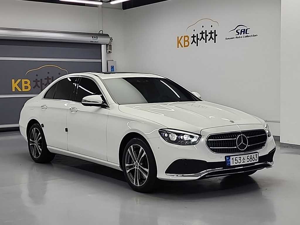 Mercedes Benz E class - Vista 4