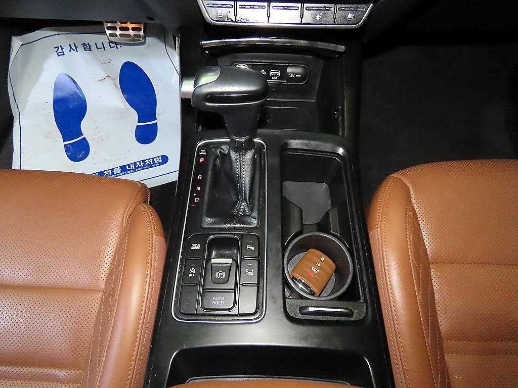 KIA Sorento - Vista 12