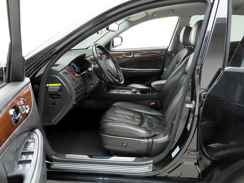 HYUNDAI Equus 2010 Negro - Importación desde Corea - HF Imports Iquique - Foto 13