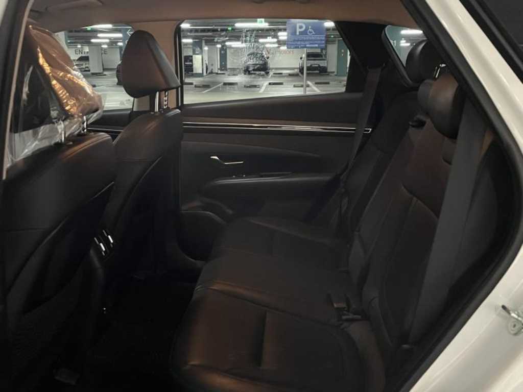 HYUNDAI Tucson - Vista 7