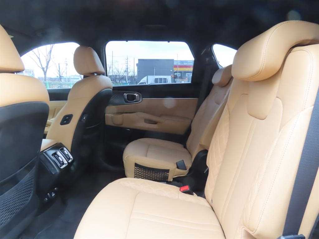 KIA Sorento - Vista 7
