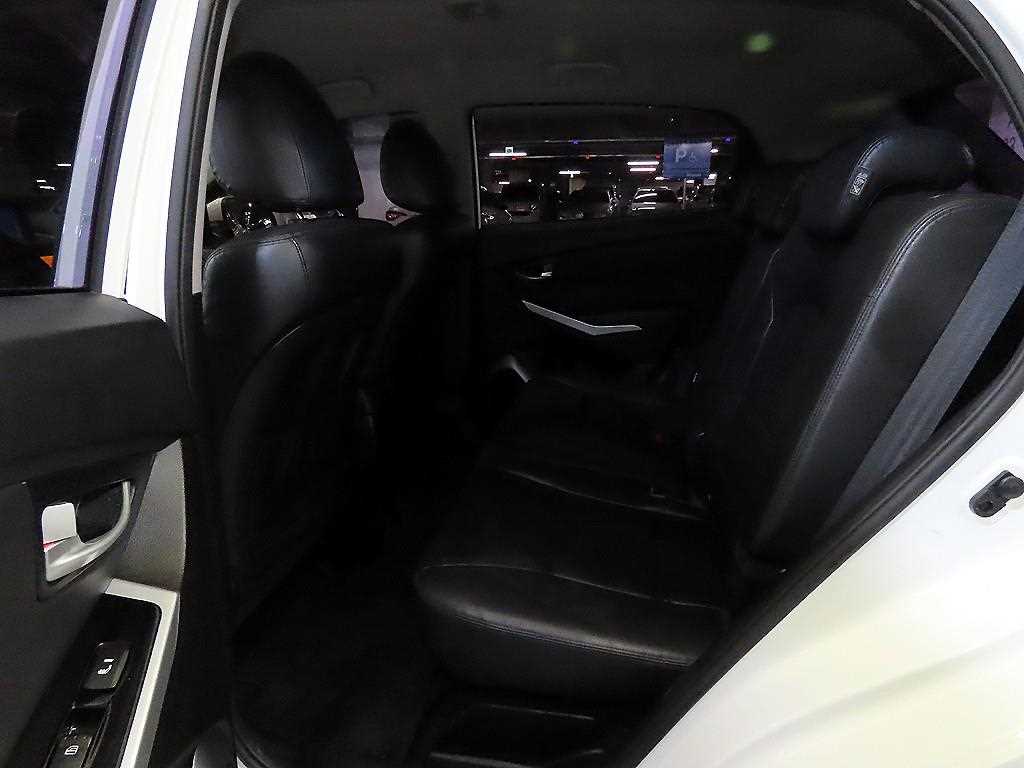 Ssangyong Korando - Vista 7