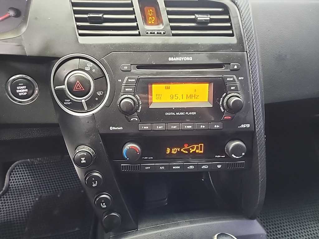 Ssangyong Korando - Vista 11